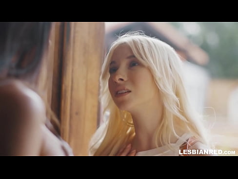 ❤️ Ragazza torna a casa qualche mese dopo e finisce per mangiare la figa della sua matrigna Porno vkal it.porngipfy.ru ️❤