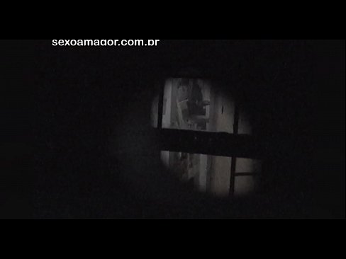 ❤️ Blondie viene segretamente filmato da un voyeur del quartiere nascosto dietro mattoni cavi Porno vkal it.porngipfy.ru ️❤