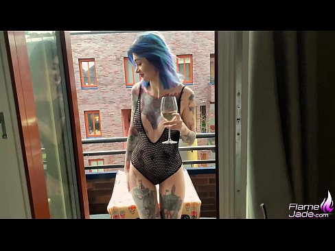 ❤️ Ragazza tremenda che succhia con un gulp e scopa appassionatamente sotto il cielo aperto Porno vkal it.porngipfy.ru ️❤