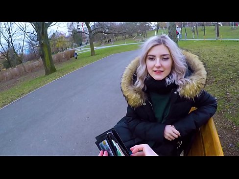 ❤️ Ingoia la sborra calda di uno sconosciuto per soldi - pompino nel parco di Eva Elfie Porno vkal it.porngipfy.ru ️❤